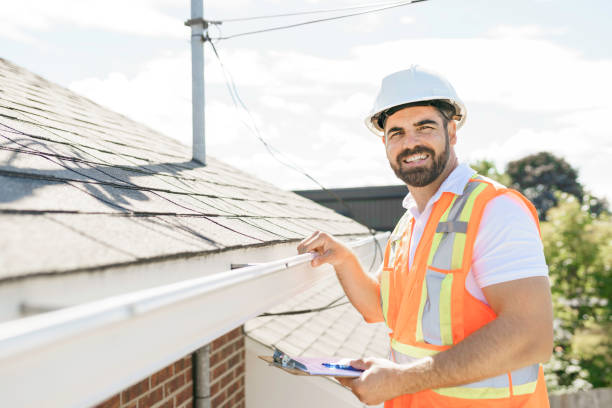 Best Best Roofing Contractors  in River Heights, UT